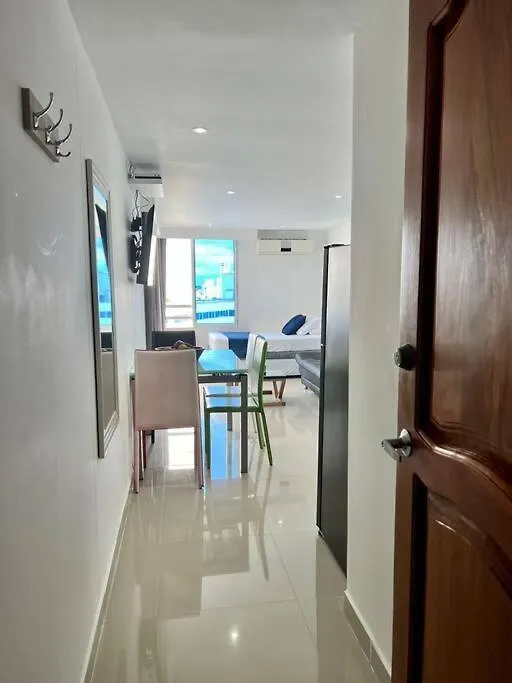 Beautiful Apartment In Front Of The Sea Cartagena